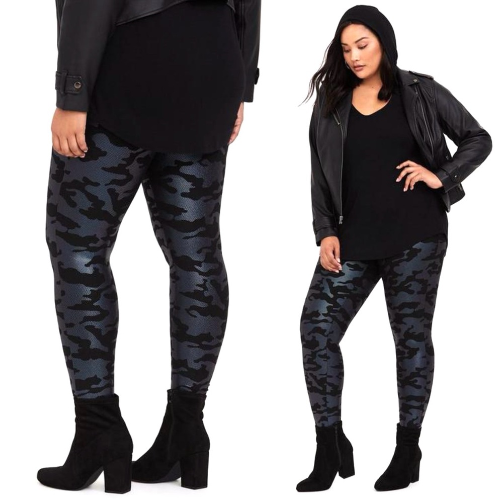 Torrid Premium Legging Camo Metallic Black Womens Plus Size 1X Tummy Smoothing